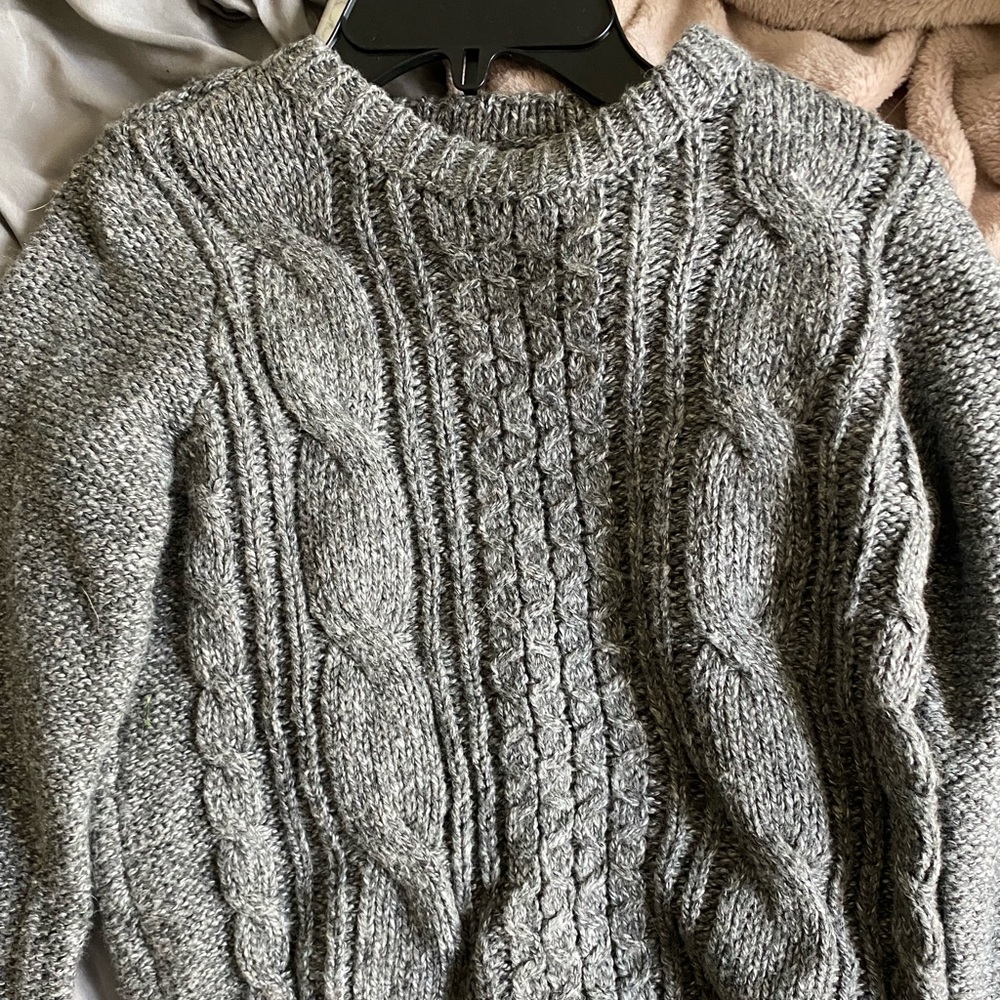 Abercrombie kits knit sweater